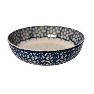 Blue‎ White Stoneware Serving Bowl Mottled Spongeware Pattern 9.5 Inch Round